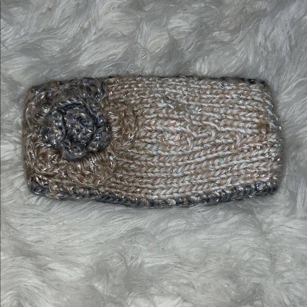 David and Young Beige Knit Headband with Floral Detail